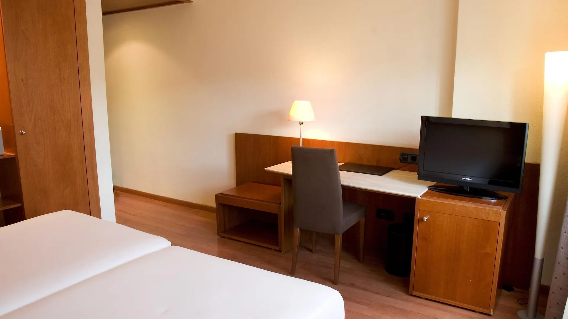 Hotel Berenguer IV Tortosa 3*,  Spagna